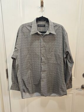 Equipment Men's Gray Micro-Pattern Button-Down Shirt